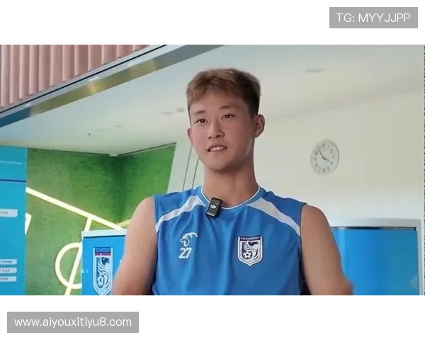 大连英博2-2梅州客家，18岁小将杨铭锐首球