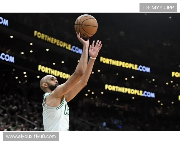 凯尔特人主场战热火，布朗攻防兼备成关键